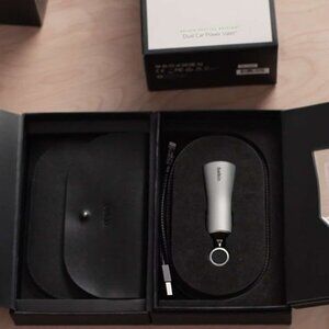 New Belkin Car Power Valet Silver Charger with USB-Lightning Cable with Magnet